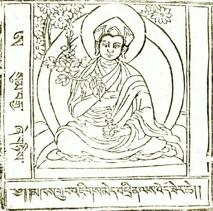 黑白线描版画肖像:喇嘛结跏趺坐,头后有大圆光环,右手持花枝,衣纹以线条勾勒,两侧及底部刻有藏文经文。