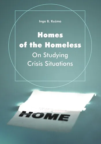《流浪者之家》封面,青绿色底上一张写着“HOME”字样的破碎纸片被聚光灯照亮,书名与作者尹加·库兹马以方框和圆框装饰居中排列。
